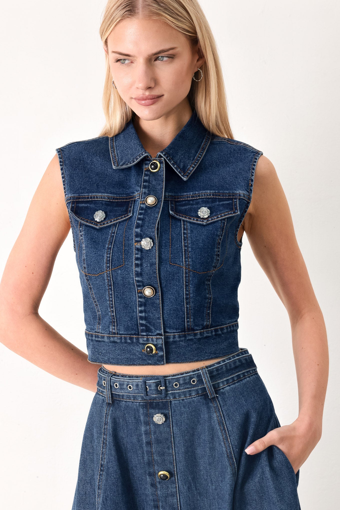 Jolie Crop Vest