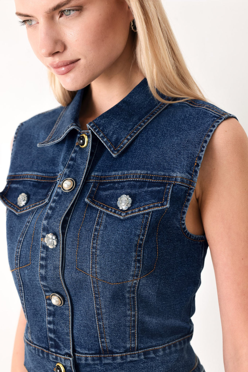 Jolie Crop Vest