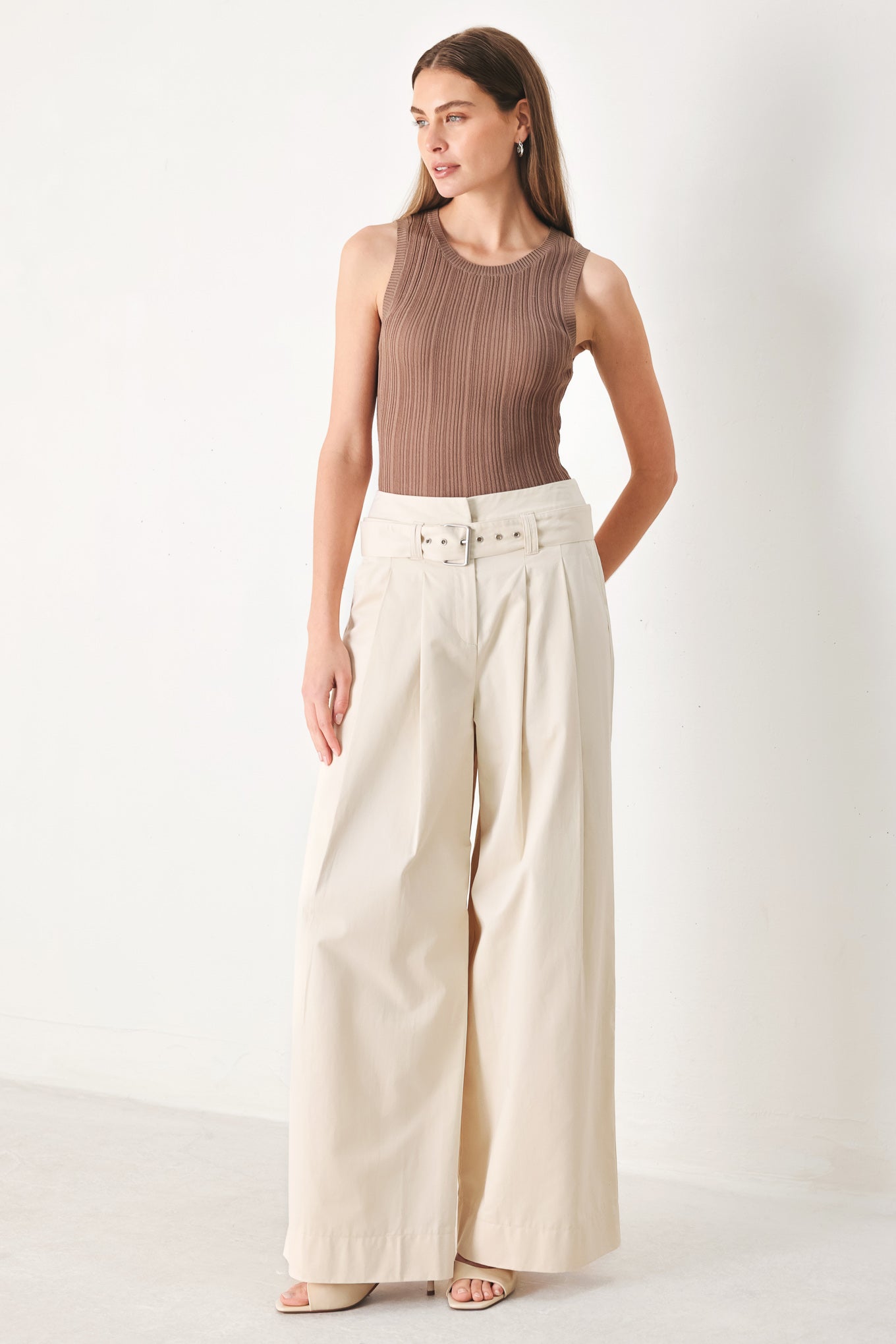 Vela Wide-Leg Pants